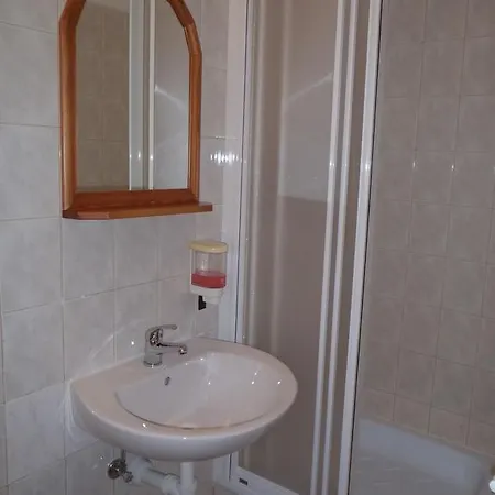 Casa de hóspedes Bernard 3*